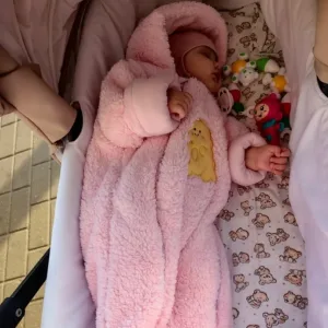 Reçu Combinaison Épaisse à Capuche pour Bébé de la part du client R****d.