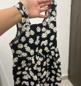 Reçu la Robe Sans Manches à Imprimé Floral pour Bébé Fille du client Z****a.