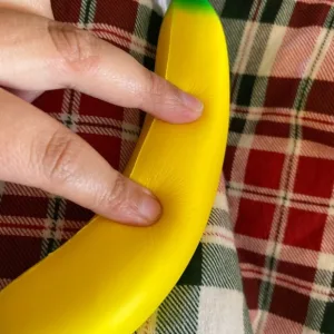 Reçu le jouet Anti-Stress Squishy Banana de la part du client D****k.