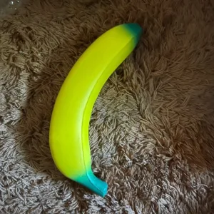 Reçu Jouet Banane Squishy Anti-Stress de la part du client H****h.
