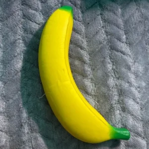 Reçu le Jouet Banane Squishy Anti-Stress du client R****t.