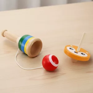 toss catch game, throw and catch a ball